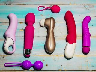 MANY TOYS ♥