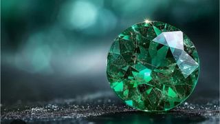 الزمرد ليس إلا خضار  لونه