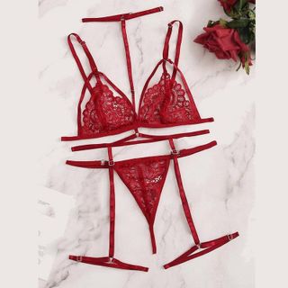 LINGERIE
