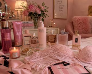 lingerie and perfumes ?❤️