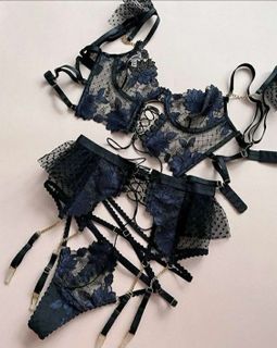 SEXY LINGERIE