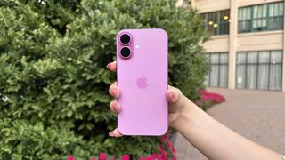 pinky iphone 16