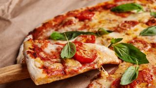 Invite me to a pizza :3