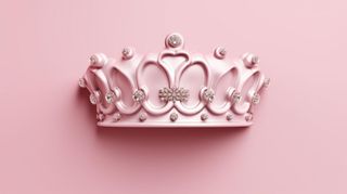 BE THE QUEEN OF QUEENS !!!